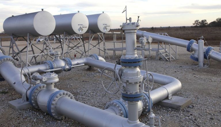 Stratos to target oil and gas markets with Isatdata Pro