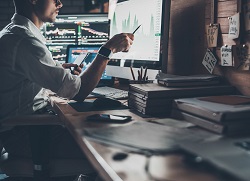 4 Reasons Remote Monitoring is your Best Move to Better Service