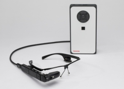 Toshiba forms strategic relationship with Ubimax to further expand acceptance of wearables with large enterprises