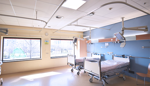 Project UFOund: Improving hospital logistics with IoT