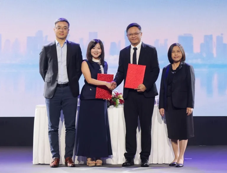 AIS Business joins hands with Huawei Cloud in MOU to advance global cloud capabilities and intelligent 5G solutions