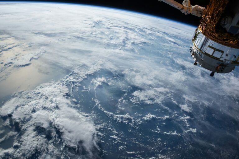 BroadForward delivers secure signalling for Terrestar’s satellite direct-to-mobile connectivity across Canada